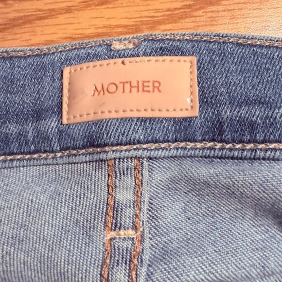 Mother The Weekender Fray Flare Leg Jeans in Groovy Kind of Love Size 27 - Picture 6 of 11